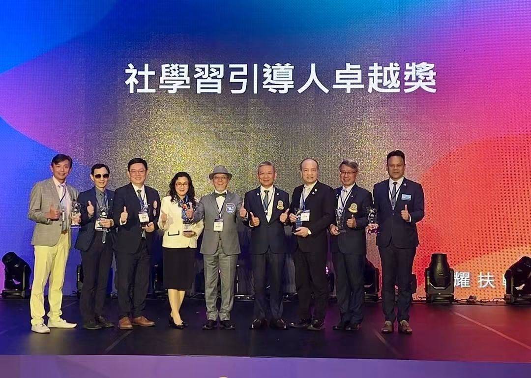 李國禎與鳳凰城市長團隊交流合影