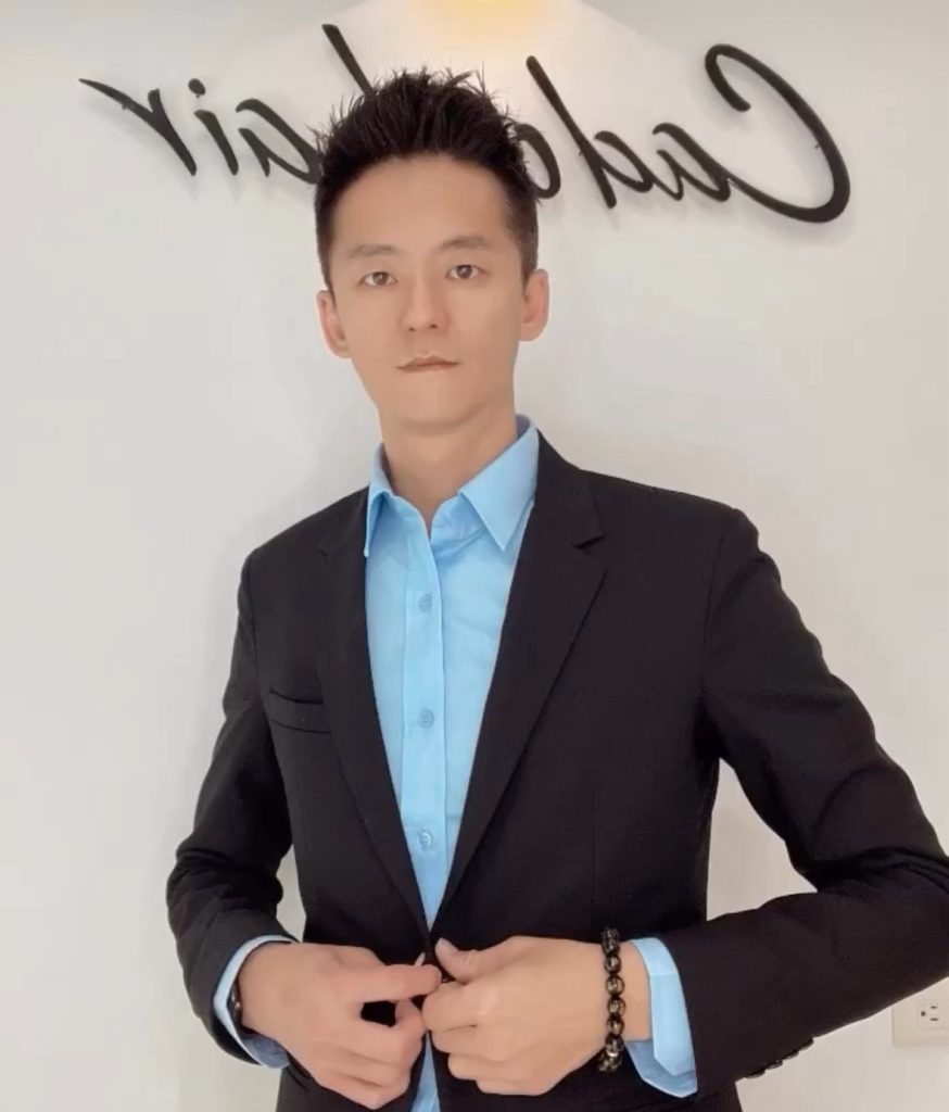 卡度造型沙龍受訪者俊彥 Stanley 肖像